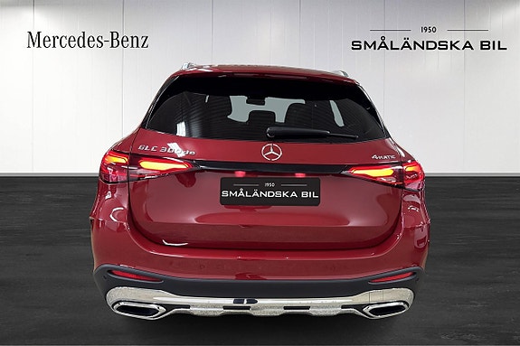 Mercedes-Benz GLC300 de 6 of 18