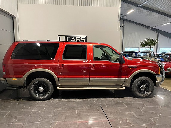 Ford Excursion 2 of 5