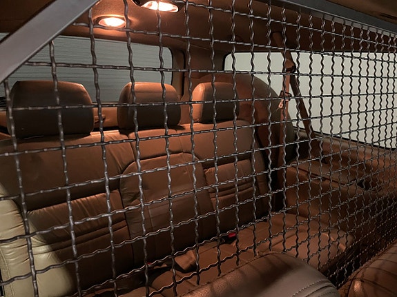 Ford Excursion 25 of 30