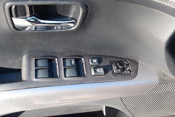 Mitsubishi Outlander 16 of 19