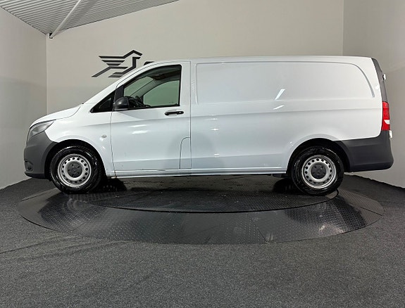 Mercedes-Benz Vito 111 10 of 18