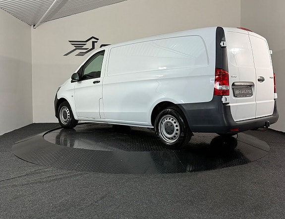 Mercedes-Benz Vito 111 9 of 18