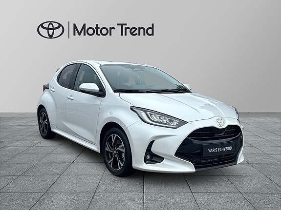Toyota Yaris 6 of 8