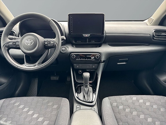 Toyota Yaris 8 of 8