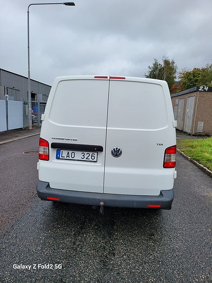 Volkswagen Transporter 6 of 10