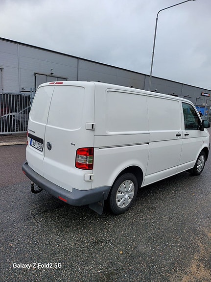 Volkswagen Transporter 3 of 5