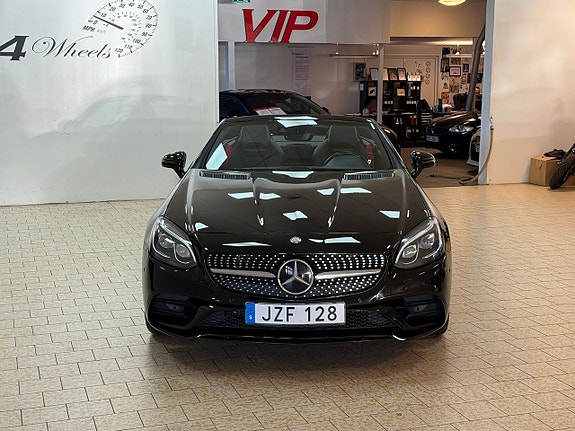 Mercedes-Benz SLC43 9 of 29