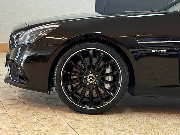 Mercedes-Benz SLC43 10 of 29