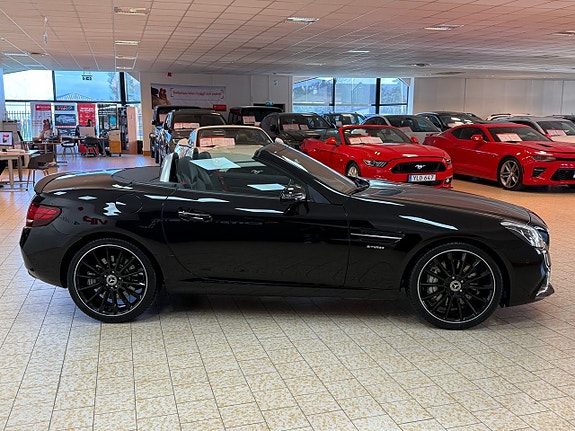 Mercedes-Benz SLC43 7 of 29