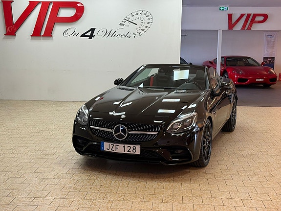 Mercedes-Benz SLC43 2 of 5