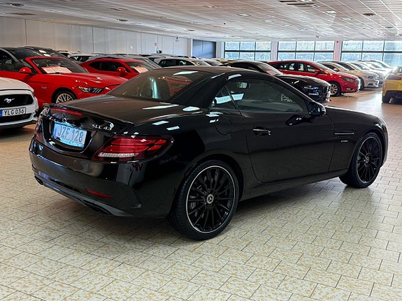 Mercedes-Benz SLC43 28 of 29