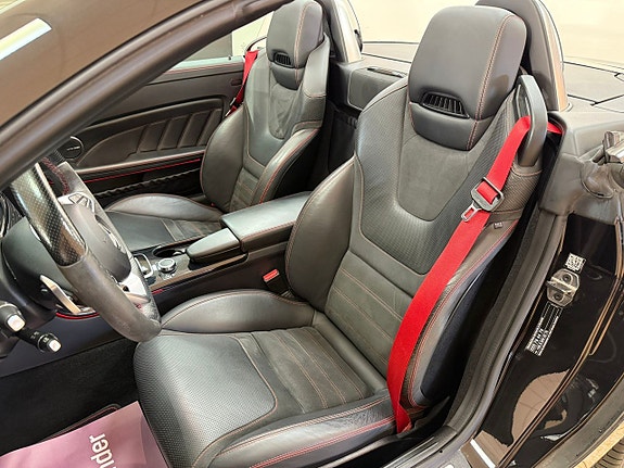 Mercedes-Benz SLC43 15 of 29