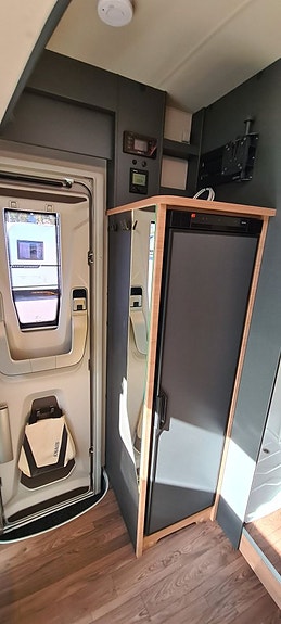 Knaus 700 DX Live Wave "Dieselvärme + Backkamera" 12 of 16