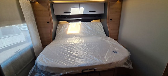 Knaus 700 DX Live Wave "Dieselvärme + Backkamera" 13 of 16