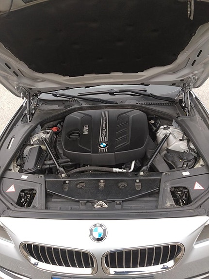 BMW 525 5 of 12