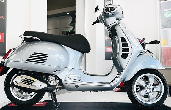 Vespa GTS 300