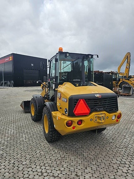 CAT 908 M 7 of 11
