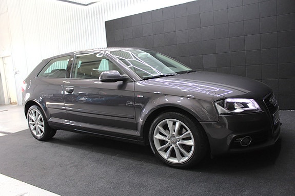 Audi A3 8 of 14