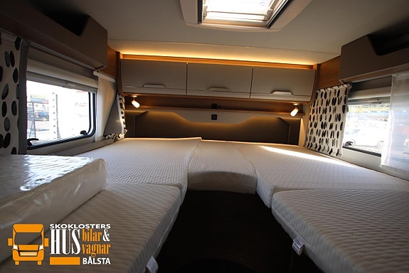 Knaus VANWAVE MAN 640 MEG VANS 463 mil  Ti VanWave MAN 640 MEG Automat 177hk Taksäng 463mil 19 of 27