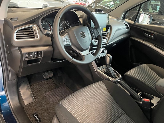 Suzuki S-Cross 5 of 5