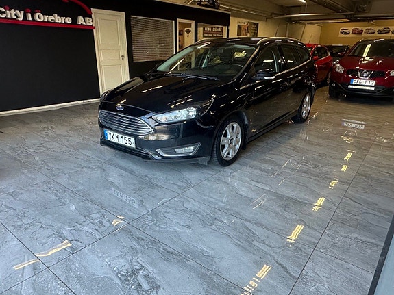 Ford Focus 3 of 5