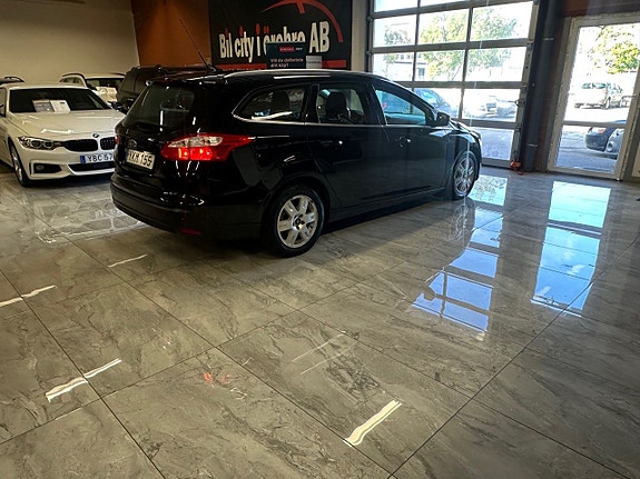 Ford Focus 5 of 5