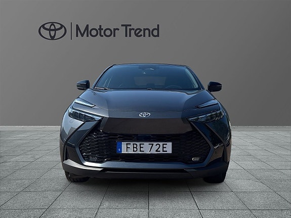 Toyota C-HR 6 of 17