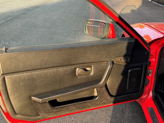 Porsche 944 6 of 11