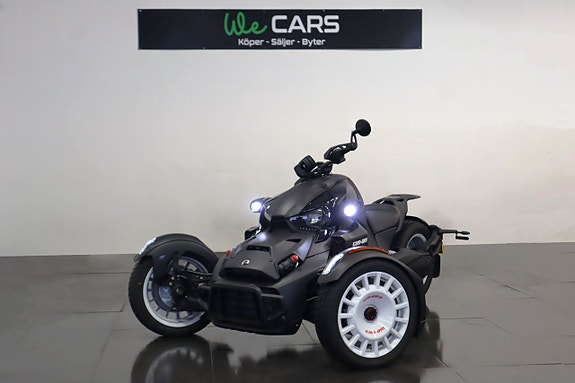 Can-Am ROADSTER RYKER RALLY