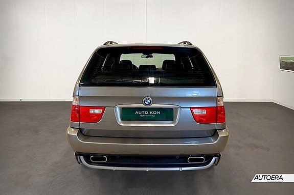 BMW X5 4 of 5