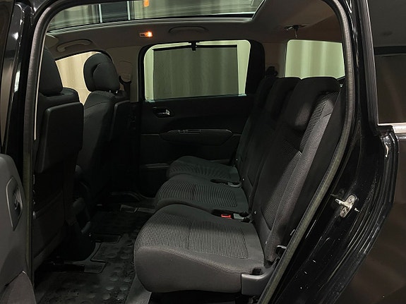 Peugeot 5008 10 of 22
