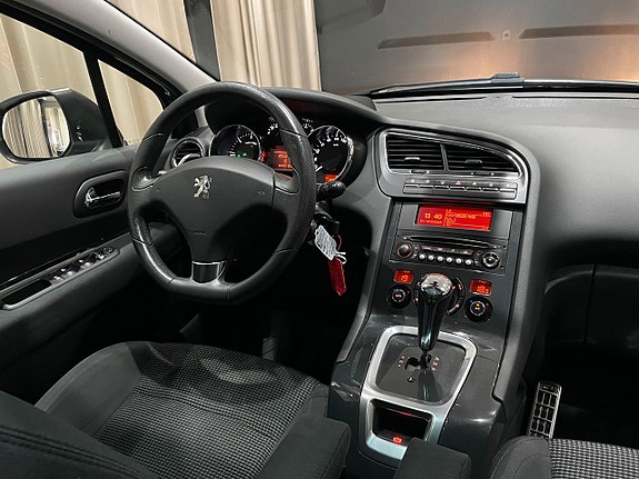 Peugeot 5008 15 of 22