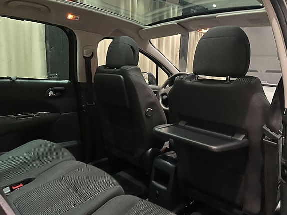 Peugeot 5008 9 of 22