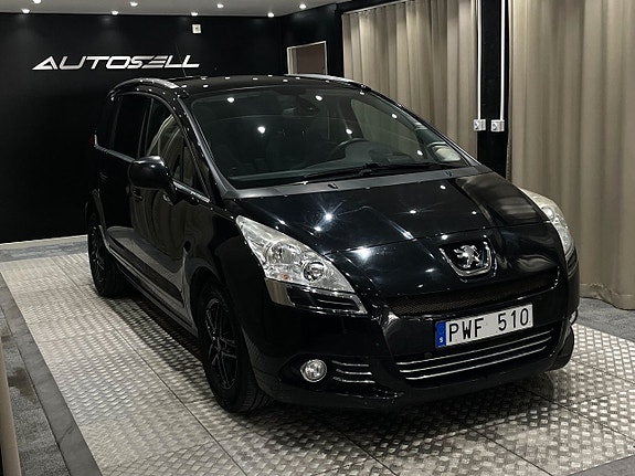 Peugeot 5008 3 of 5