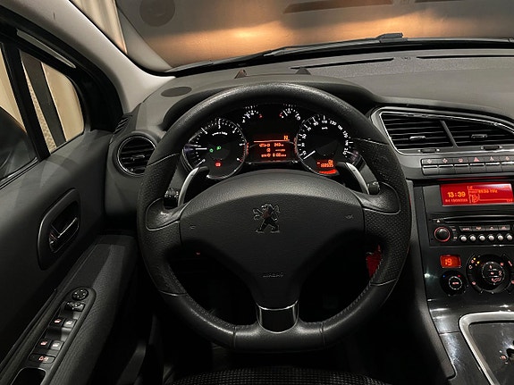 Peugeot 5008 17 of 22
