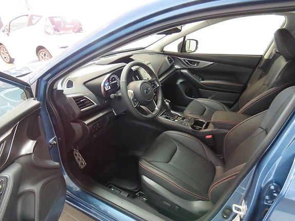 Subaru XV 4 of 5
