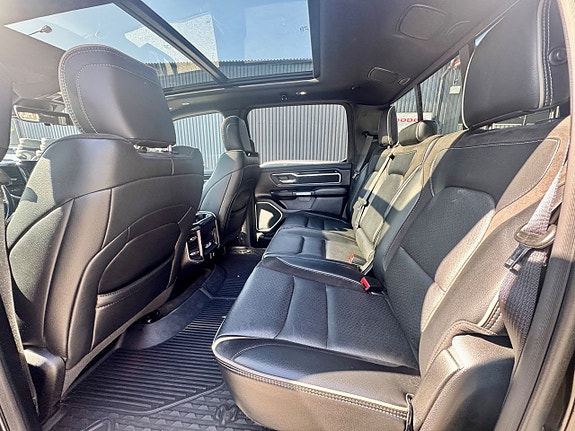 Dodge RAM 1500 10 of 10