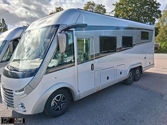 Carthago Chic E-Line I 51 QB / Hydrauliska stödben 2 of 21