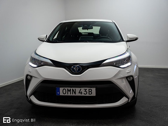 Toyota C-HR 5 of 5