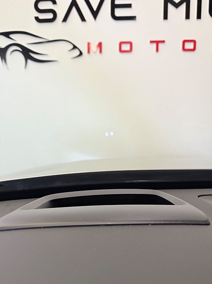 Volvo XC90 11 of 20