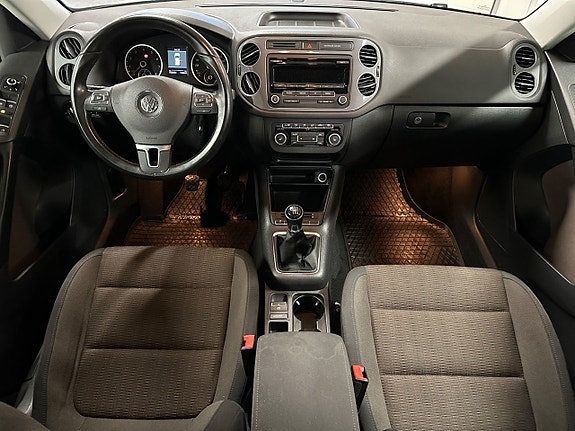 Volkswagen Tiguan 7 of 12
