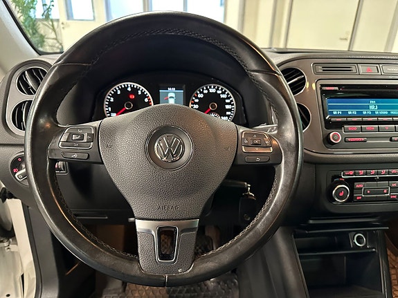 Volkswagen Tiguan 10 of 12