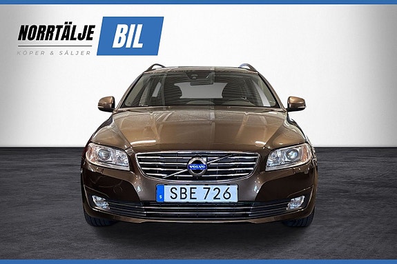 Volvo V70 6 of 17