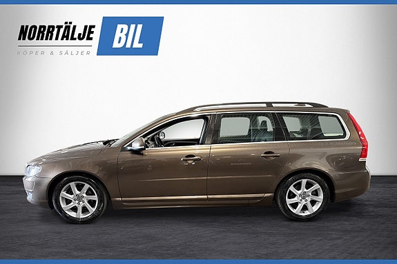 Volvo V70 4 of 17