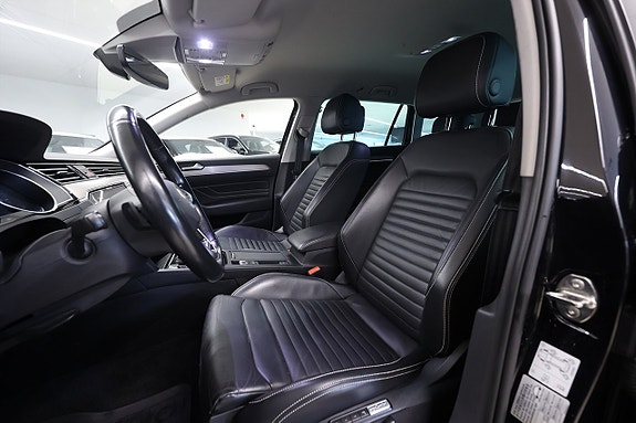 Volkswagen Passat 15 of 22