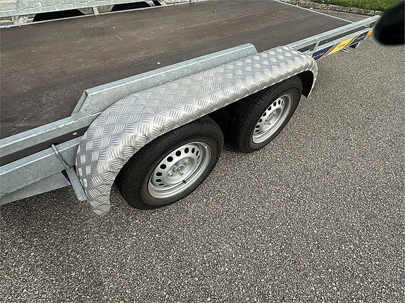 TK Trailer SL1090 9 of 11