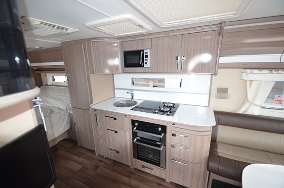 Kabe Imperial 780 ETDL KS 5 of 12