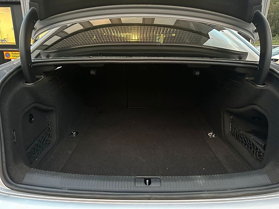 Audi A4 25 of 27
