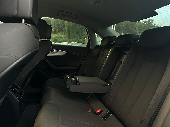 Audi A4 20 of 27
