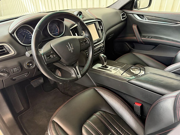 Maserati Ghibli 7 of 17